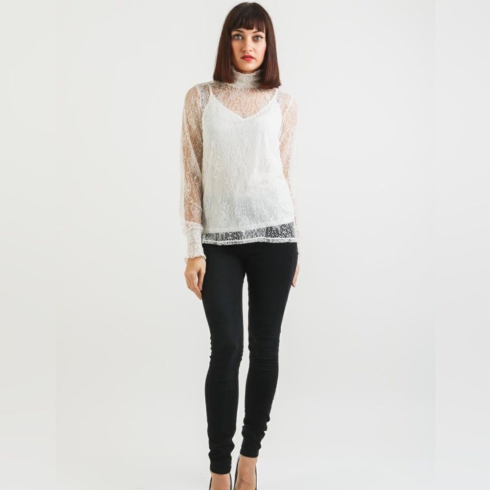 Vero Moda Lace High Neck Top